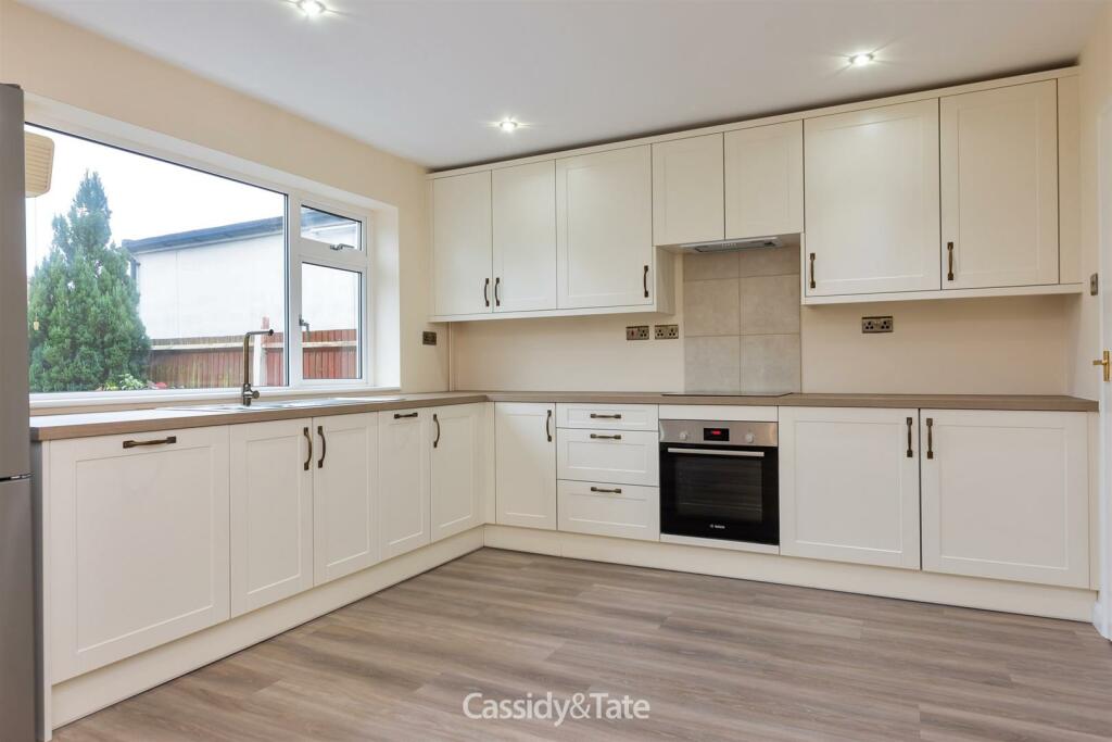 Additional image 5 of Oaklands Lane, Smallford