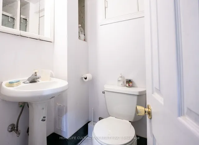 Additional image 24 of 48 Tidworth Sq