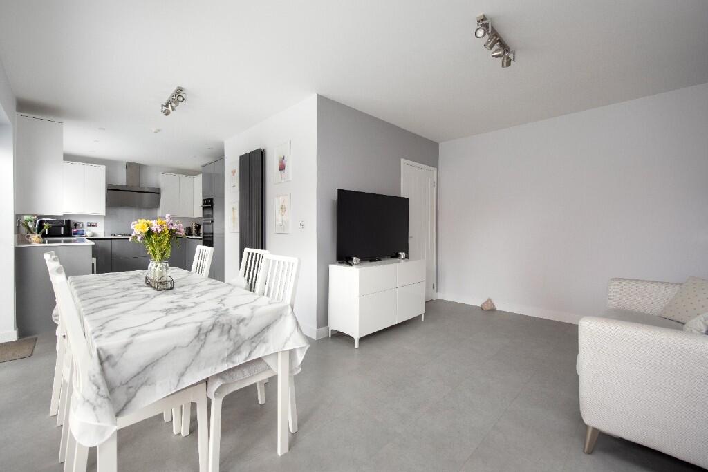 Additional image 5 of Castlemead