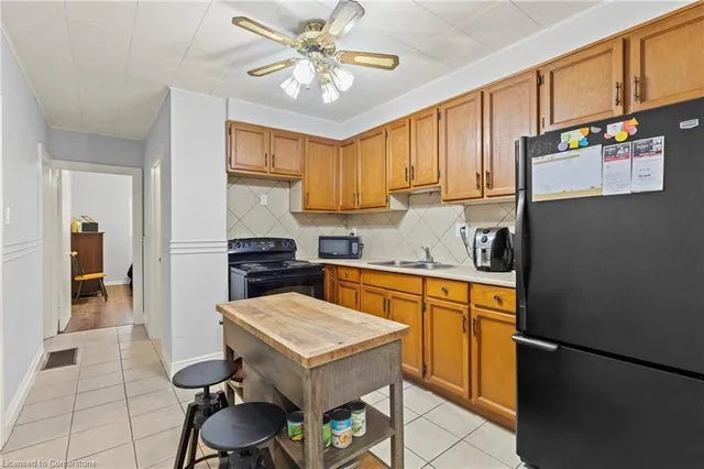 Additional image 11 of 150 Albany Ave