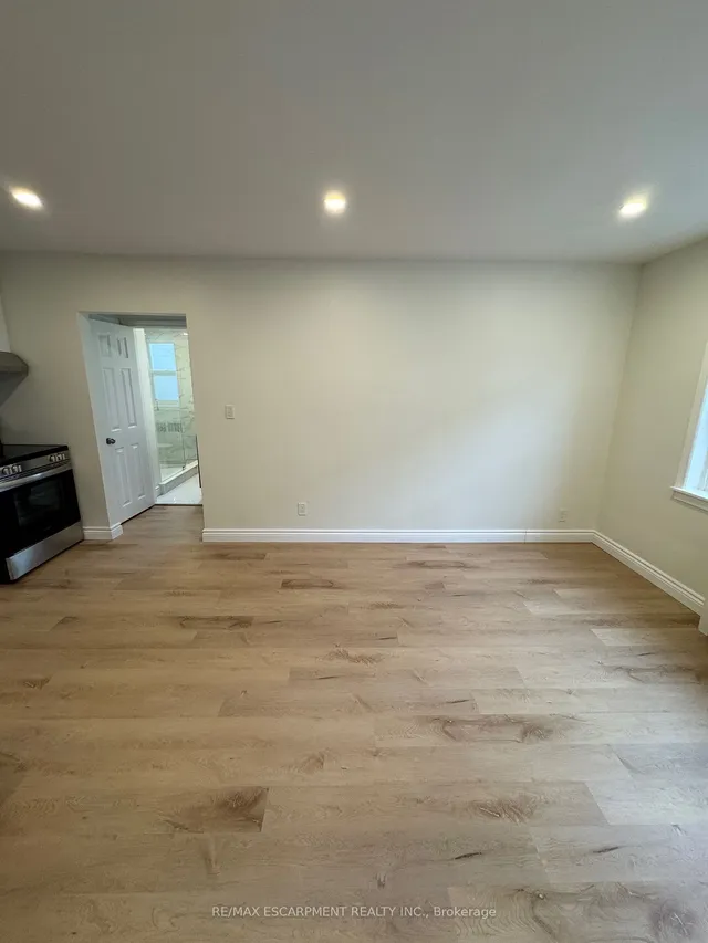 Additional image 9 of 1759 King St Unit 15