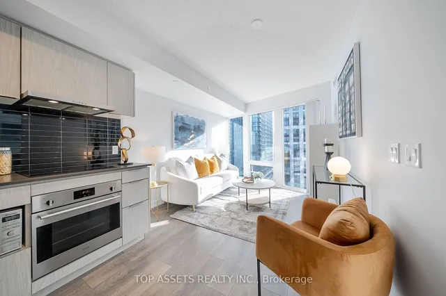 Additional image 7 of 60 shuter St Unit 2003