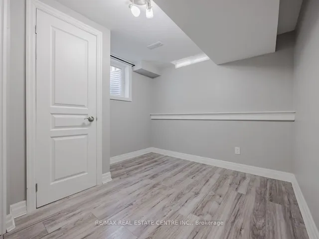 Additional image 27 of 28 Huntley Crt