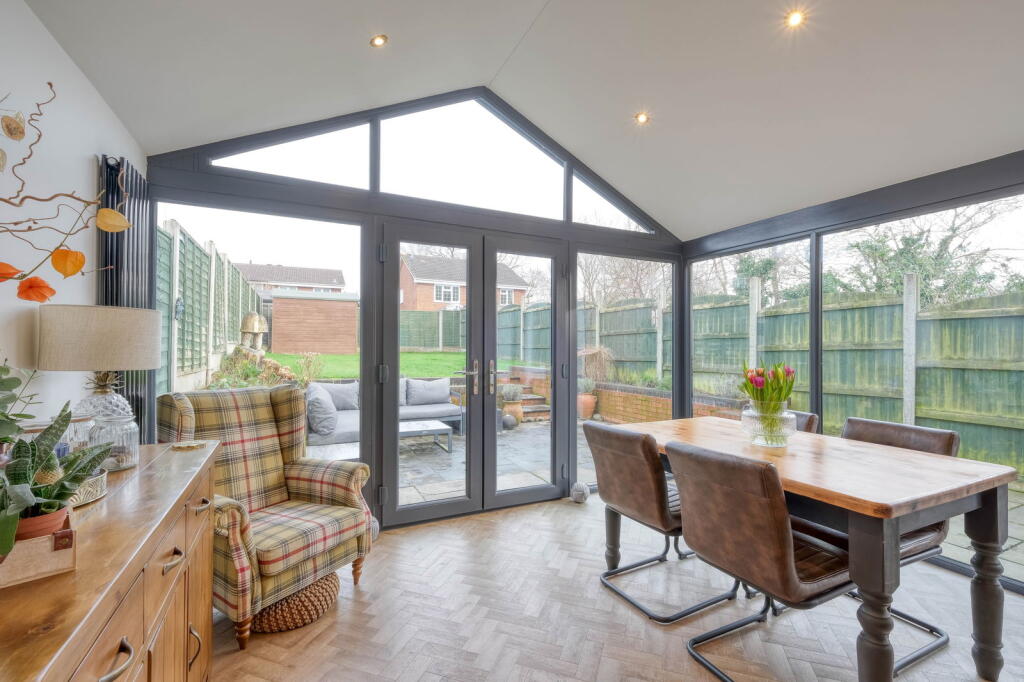 Additional image 3 of Stoneleigh Close, Oakenshaw South, Redditch B98 7YW