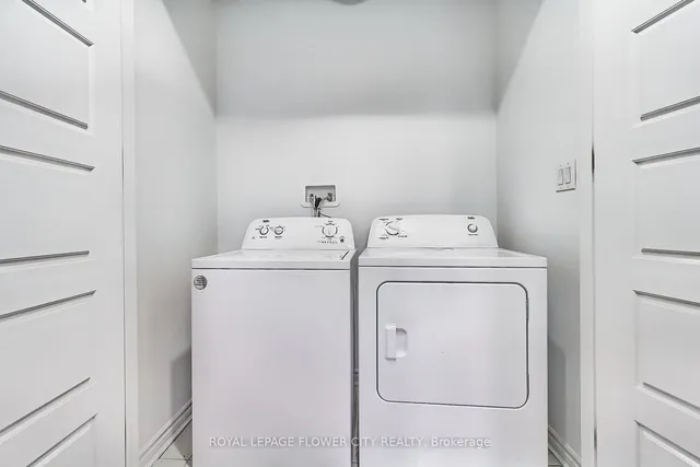 Additional image 19 of 1565 Moira Cres