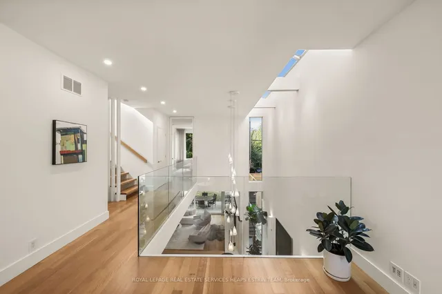 Additional image 20 of 102 Robert St