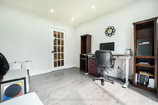 Additional image 7 of 1521 Ealing Crt