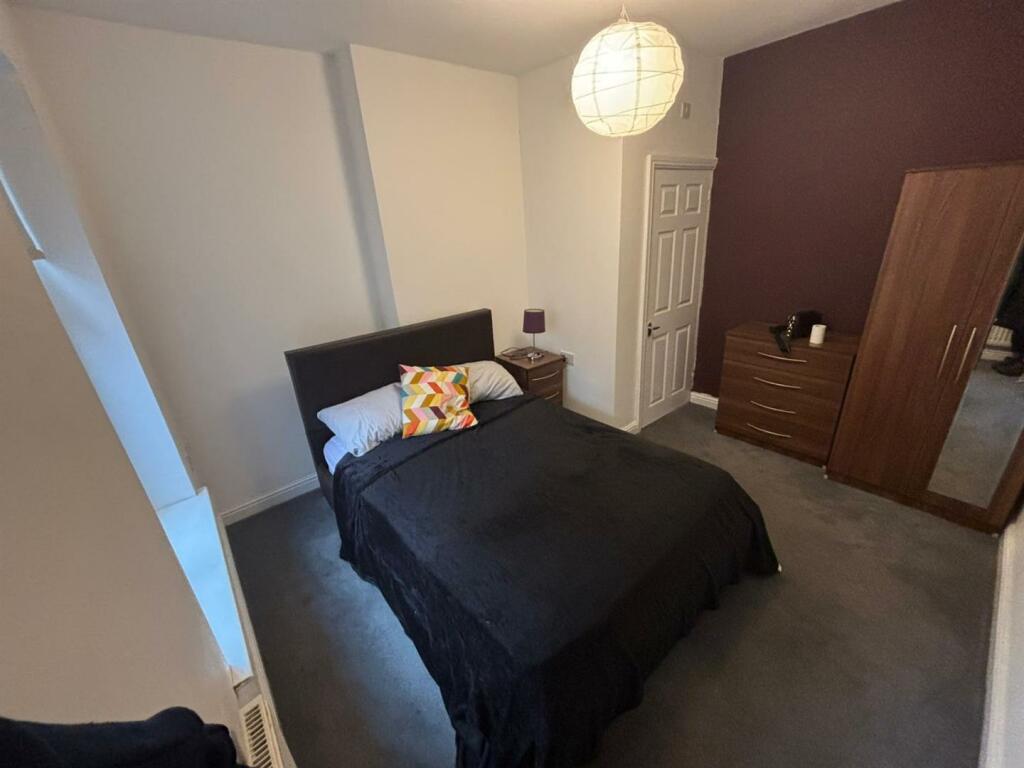 Additional image 7 of Wood End Lane, Birmingham