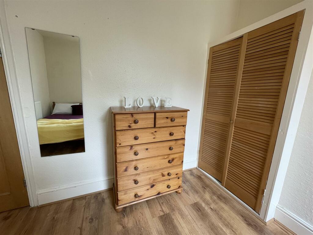 Additional image 7 of Next to University