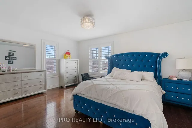 Additional image 20 of 2 George Mckenzie Crt