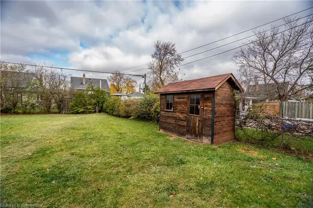 Additional image 33 of 36 Boniface Ave