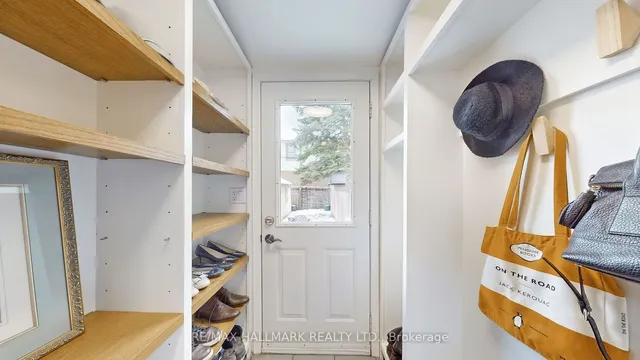 Additional image 9 of 135 Woodycrest Ave