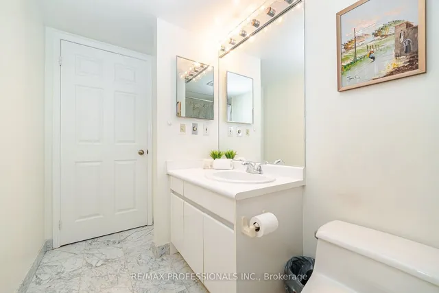 Additional image 26 of 7 Broadway Ave Unit 301