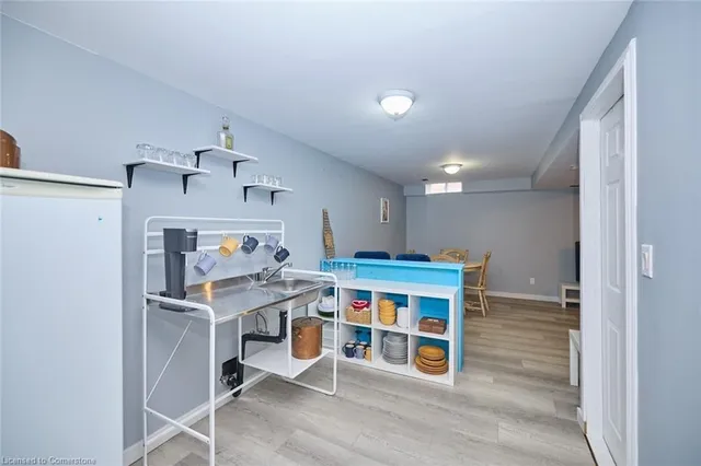 Additional image 27 of 23 Dynasty Ave Unit 4