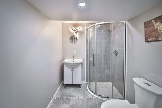 Additional image 20 of 79 Warwick Castle Crt