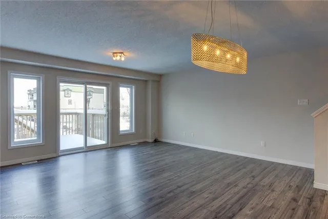 Additional image 18 of 1989 Ottawa St Unit 51