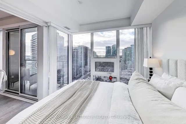 19 Western Battery Rd Unit 1816