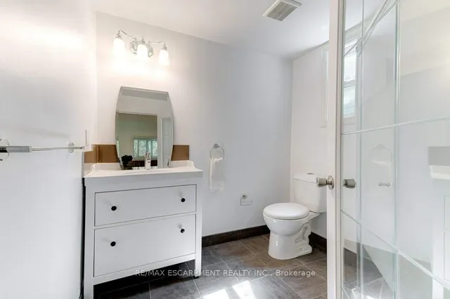 Additional image 36 of 183 Mill St