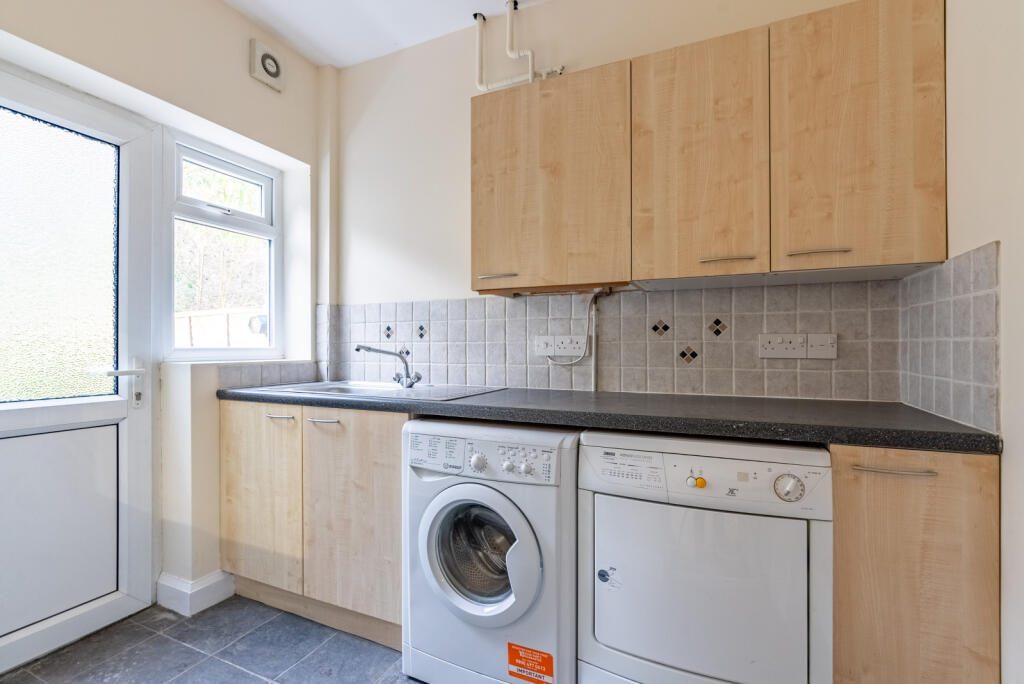 Additional image 12 of Flora Grove, St. Albans, Hertfordshire, AL1