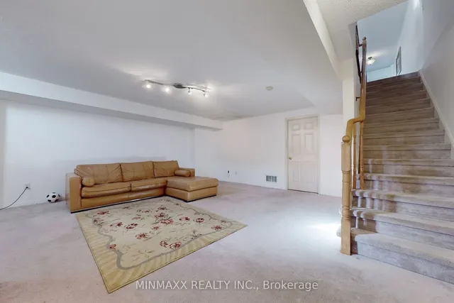 Additional image 31 of 1246 Mowat Lane