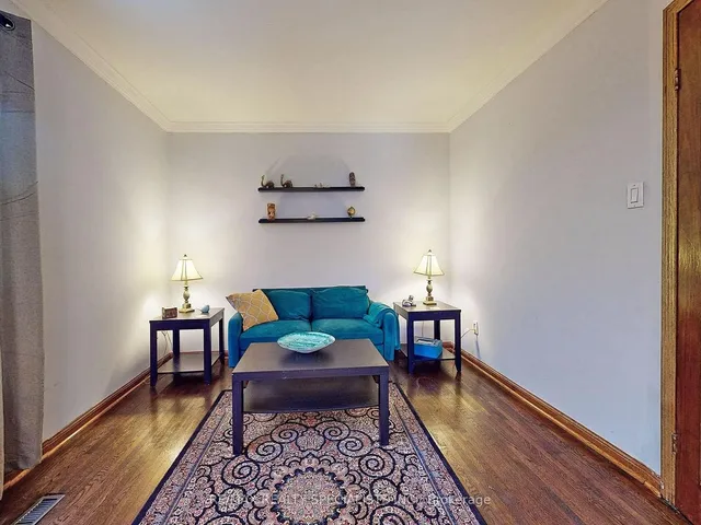 Additional image 34 of 8 Stephensen Crt