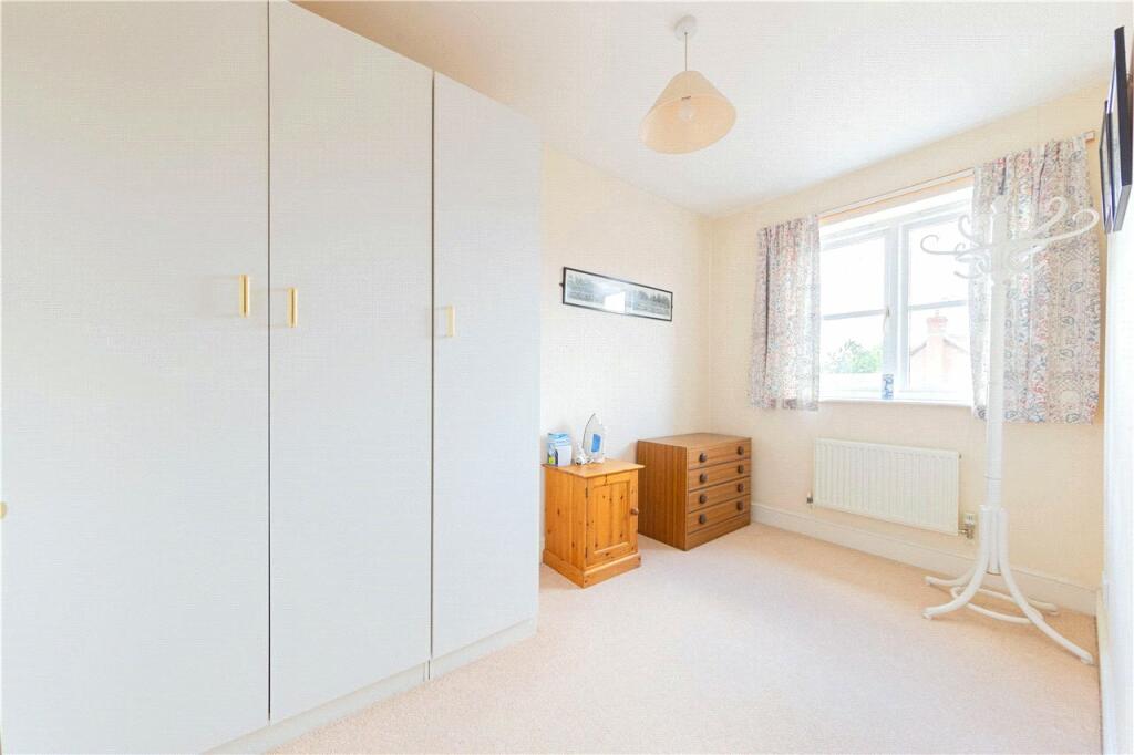 Additional image 15 of Tithe Barn Close, St. Albans, Hertfordshire, AL1