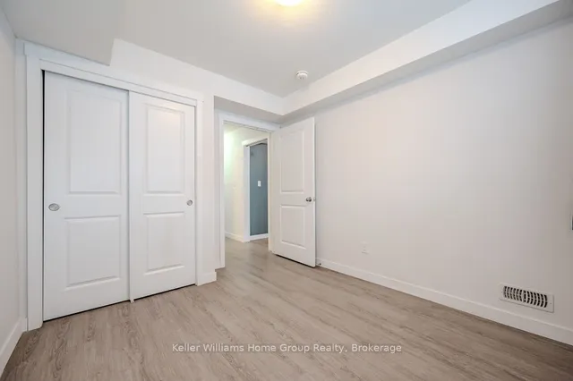 Additional image 26 of 166 Rochefort St Unit E