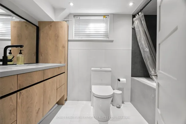 Additional image 36 of 115 Montgomery Rd