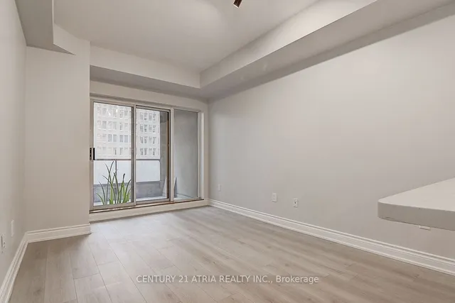 Additional image 12 of 909 Bay St Unit 716