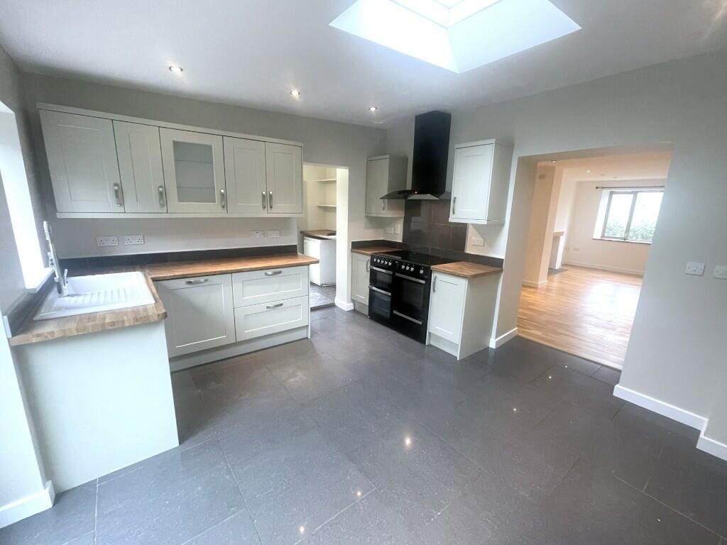 Additional image 2 of East End, BA3