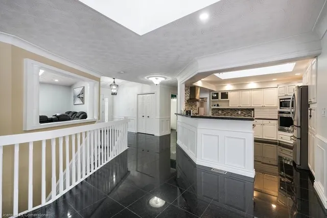 Additional image 11 of 2658 Guyatt Rd