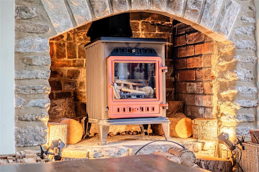 Additional image 8 of Hillier Cottages, Standerwick