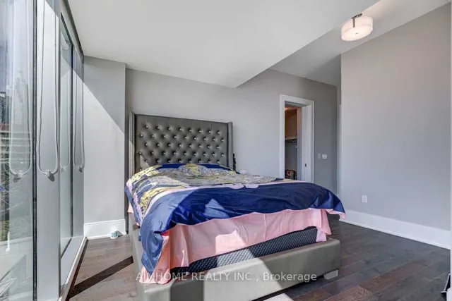 Additional image 18 of 39 Queens Quay Unit Th 111