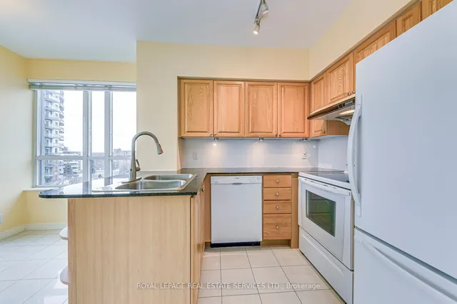 Additional image 17 of 38 Fontenay Crt Unit 607
