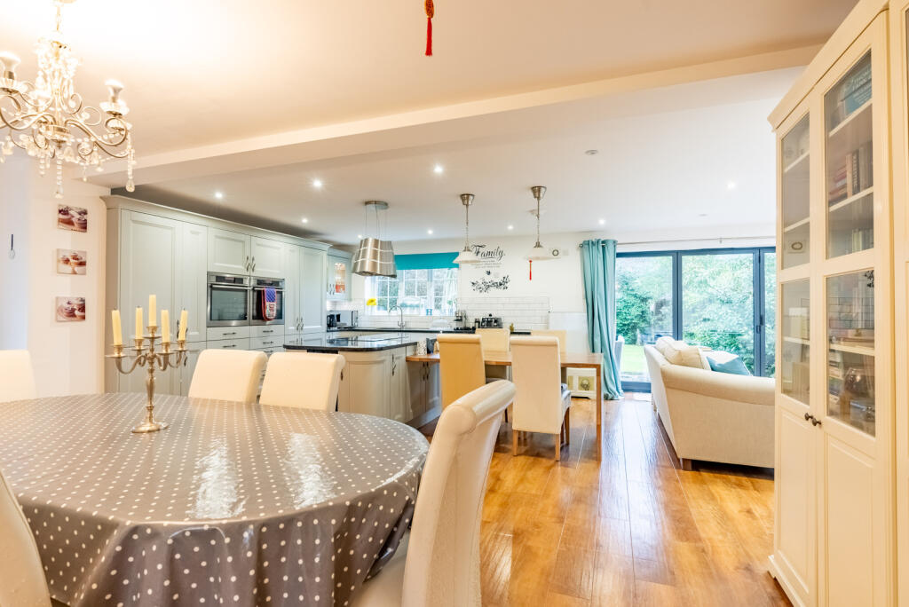 Additional image 9 of Ashdales, St. Albans, Hertfordshire, AL1