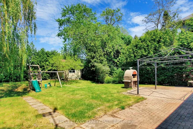 Additional image 36 of 204 Pemberton Ave