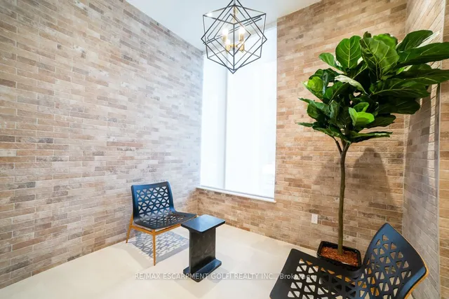 Additional image 9 of 212 King William St Unit 1111