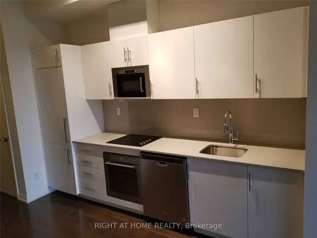 Additional image 13 of 460 Adelaide St Unit 820