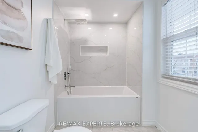 Additional image 20 of 174 Powell Dr