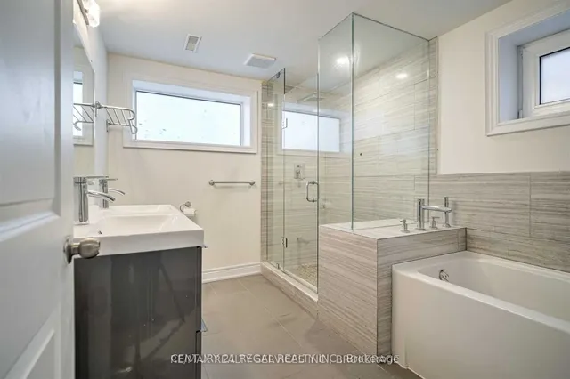 Additional image 36 of 41 Hardwick Crt