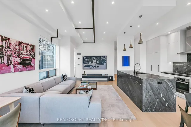 Additional image 3 of 102 Bloor St Unit 503