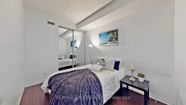 Additional image 21 of 60 ANNIE CRAIG Dr Unit 909