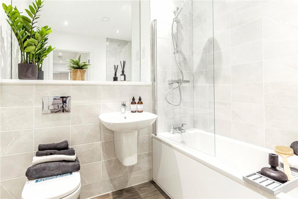 Additional image 3 of Aspect House, Hatfield Rise, Hatfield, AL10