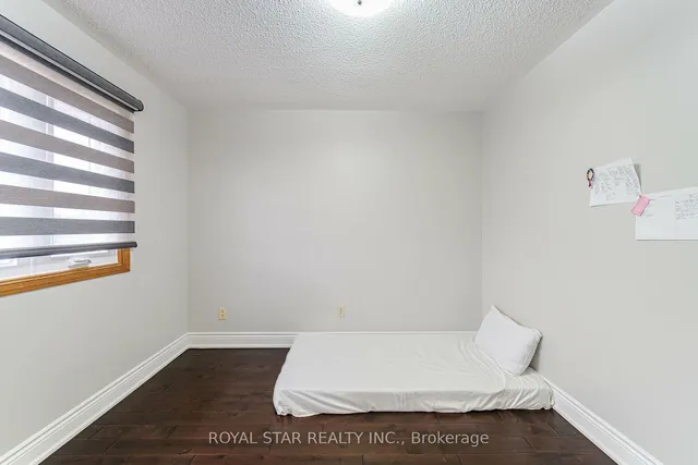 Additional image 25 of 10 Hedgerow Ave