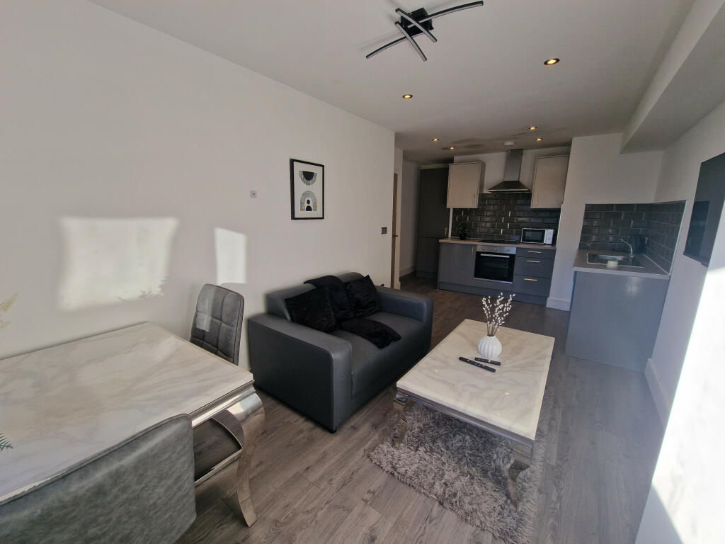 Additional image 4 of Empire House, 8-10 Piccadilly, Bradford, West Yorkshire, BD1