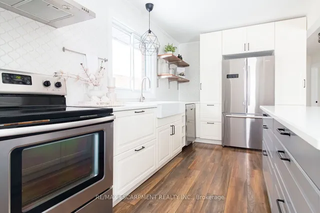 Additional image 16 of 374 East 16th St