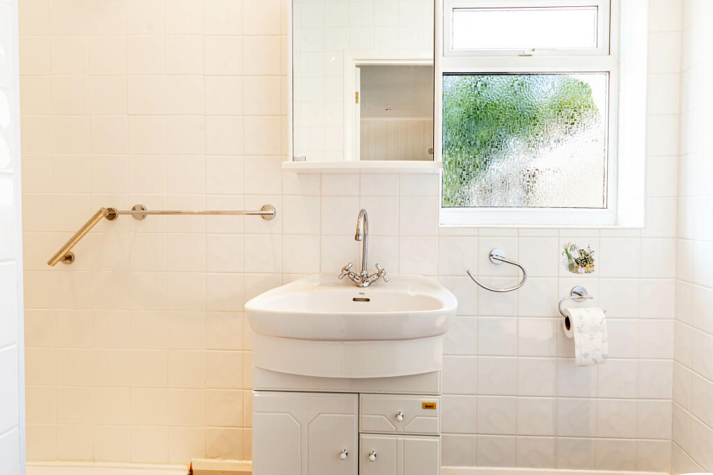 Additional image 16 of Barncroft Way, St. Albans, Hertfordshire, AL1