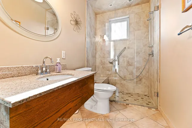 Additional image 15 of 138 Perry Cres