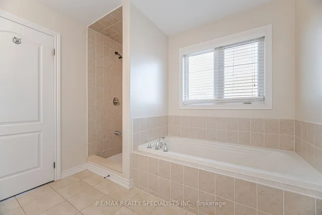 Additional image 22 of 201 Eight Ave