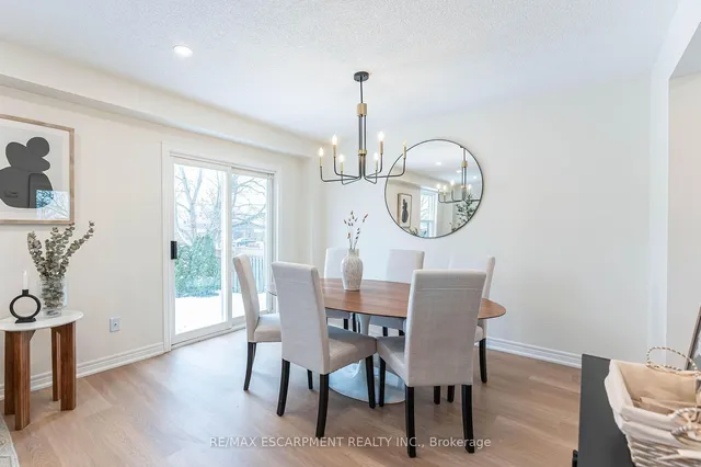 Additional image 12 of 29 Featherwood Cres